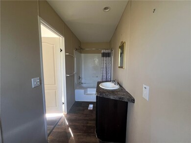 435 Elmer Thrift Rd, Waycross, GA 31503 - photo 7