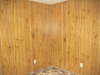 043-745737 - Bedroom 1