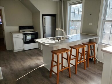 42 Weaver Ave, Newport, RI 02840 - photo 7