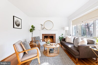 10611 Lexington St, Kensington, MD 20895 - photo 2