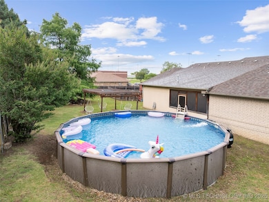 1507 Southern Hills Dr, Ardmore, OK 73401 - photo 5