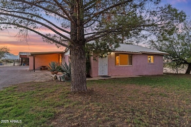 5256 U S 191 unit 5, Safford, AZ 85546 - photo 4