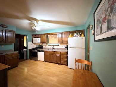 128 W Hayes Ave, Galloway, NJ 08205 - photo 3