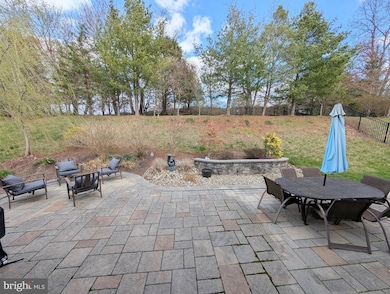 1029 Creekview Dr, Pennsburg, PA 18073 - photo 5