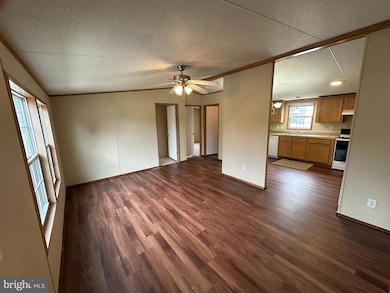 52 Lori Cir, Mechanicsburg, PA 17050 - photo 3