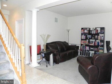 8006 Endzone Way, Hyattsville, MD 20785 - photo 3