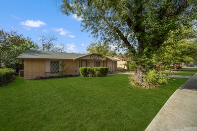 5806 Castle Hunt, San Antonio, TX 78218 - photo 2