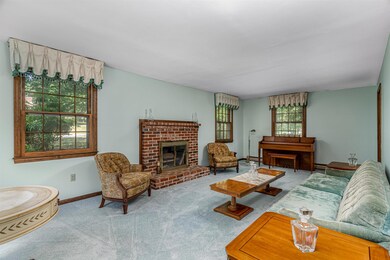 15 Muldoon Dr, Hudson, NH 03051 - photo 6