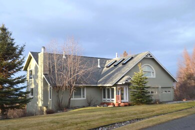 On the view-side of Southpark Loop