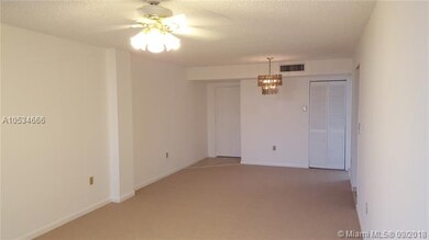 8101 Byron Ave unit 509, Miami Beach, FL 33141 - photo 2