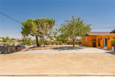 16291 Lorene Dr, Victorville, CA 92395 - photo 3