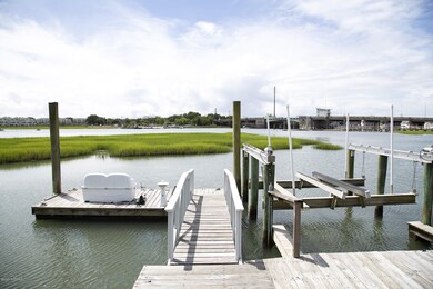 Summer Rest 215 2dock Kelli  L33A2128