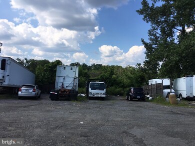 5910 Walker Mill Rd, Capitol Heights, MD 20743 - photo 2