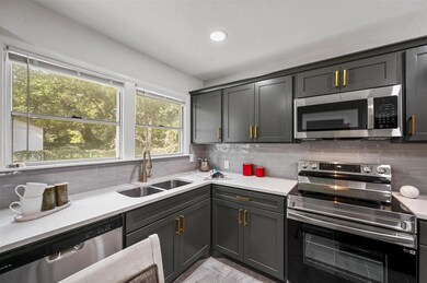 212 Charlene Dr, Hurst, TX 76053 - photo 6