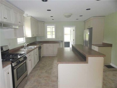 Kitchen. BEAUTIFULLY RENOVATED KITCHEN WITH STAINL