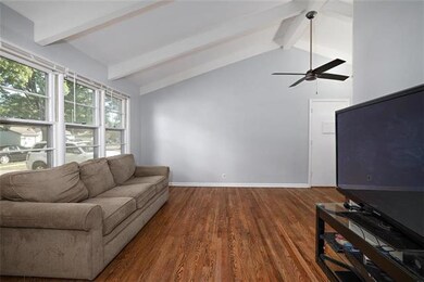 7102 Larsen Ln, Shawnee, KS 66203 - photo 5