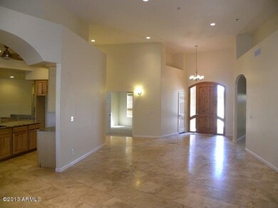 44th living room towards frt door