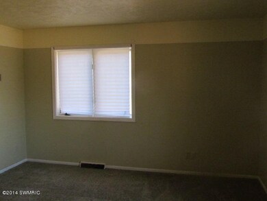 7819 Wedgemont Ct SE, Alto, MI 49302 - photo 5