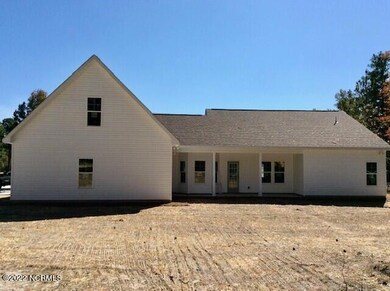 Back of 387 B&B Loop