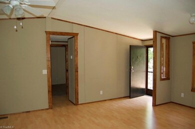 1419 Howard Auman Rd, Asheboro, NC 27205 - photo 2