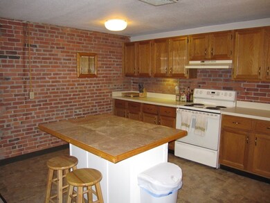 147 Rawson Rd unit 107, Quincy, MA 02170 - photo 3