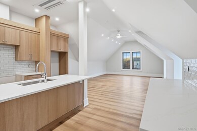 34 Clinton Ave unit 10, Dobbs Ferry, NY 10522 - photo 5