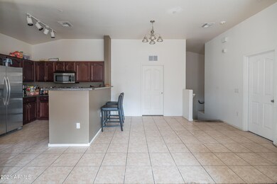Kitchen/Dinning Room