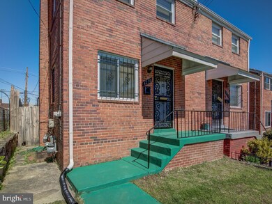 4230 Hildreth St SE, Washington, DC 20019 - photo 4