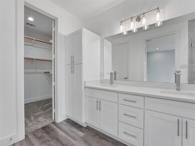 453 S Rayner St, Fort Worth, TX 76111 - photo 7