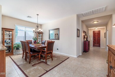 3523 E Powell Pl - 05