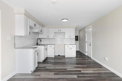 2045 Joyce Ave, Columbus, OH 43219 - photo 7