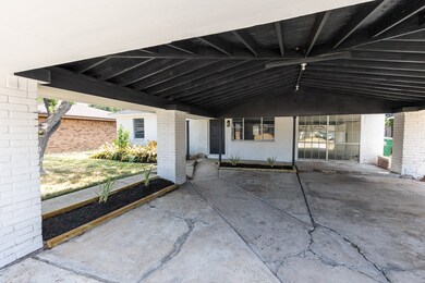 4914 Teton St, Houston, TX 77033 - photo 3