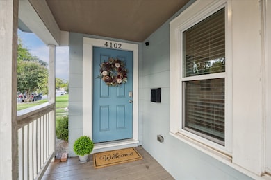 4102 Avenue M 1 2, Galveston, TX 77550 - photo 4