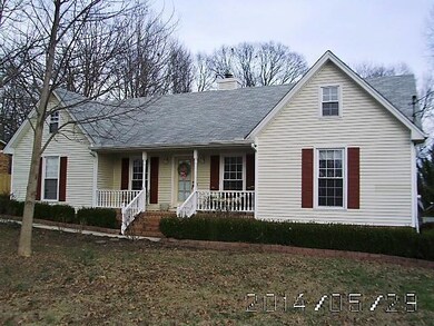 1306 Glenoaks Rd, Shelbyville, TN 37160 - photo 2