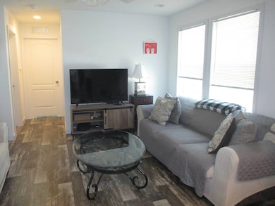 19 Parakeet Hill Dr unit 180, Lake Orion, MI 48359 - photo 5