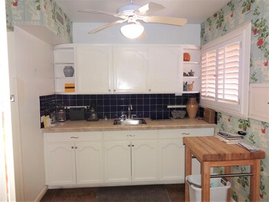 2531 Frankfort Ave, El Paso, TX 79930 - photo 6