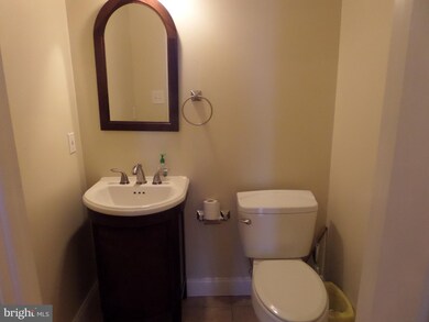 128 S East Ave, Baltimore, MD 21224 - photo 7