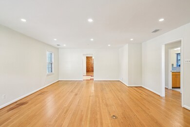 4244 Skillman St, Dallas, TX 75206 - photo 4