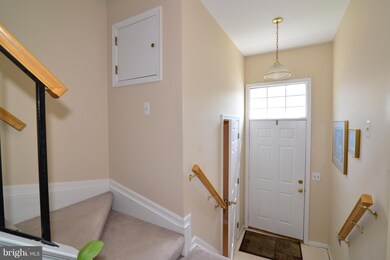 301 Mcdaniel Dr, Purcellville, VA 20132 - photo 3