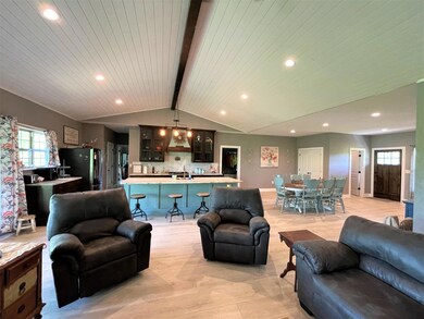 20481 Farm Road 2060, Aurora, MO 65605 - photo 5