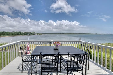 2 Bayside Ave, East Quogue, NY 11942 - photo 4