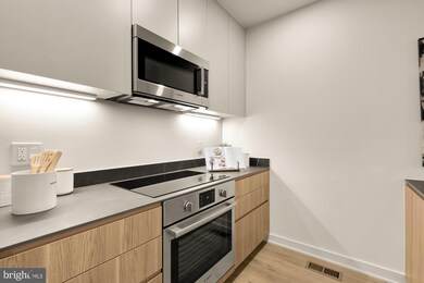 2647 41st St NW unit 2, Washington, DC 20007 - photo 7