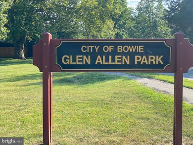 16121 Edenwood Dr, Bowie, MD 20716 - photo 3