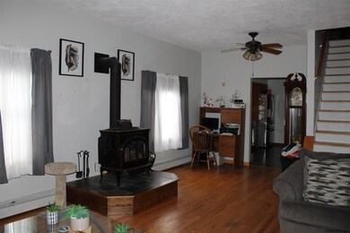 11 Massachusetts Ave, Rensselaer, NY 12144 - photo 4