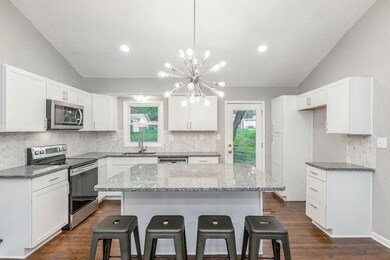 7410 Melrose Ln, Shawnee, KS 66203 - photo 3