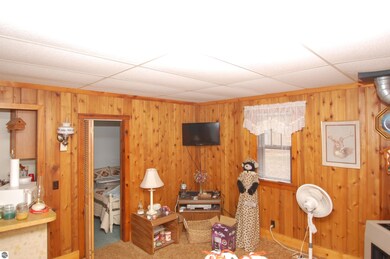 2219 Buhlman Dr, West Branch, MI 48661 - photo 5