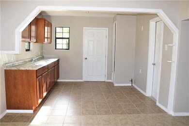 100 N Normandale St, Fort Worth, TX 76108 - photo 7