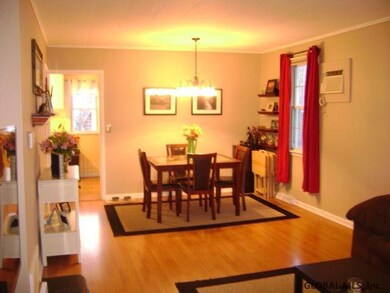 63 Cuthbert St, Schenectady, NY 12302 - photo 5