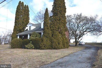 322 Warm Spring Rd, Chambersburg, PA 17202 - photo 2
