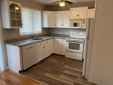 32 Litchfield Pines Dr unit 32B, Leominster, MA 01453 - photo 2